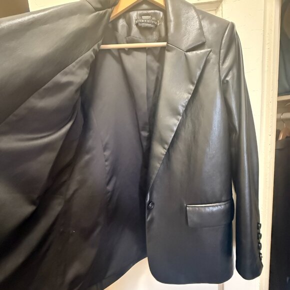 Alice + Olivia Blazer - Picture 6 of 10